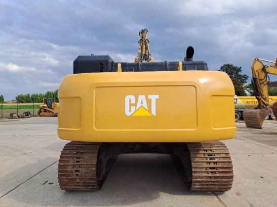 CAT 330DL UHD (21m UHD + standard boom) 42 2007 2 image 3