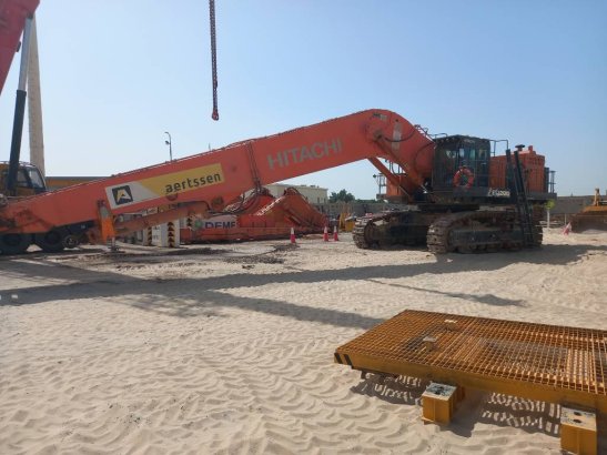 Hitachi EX1200-7 Longreach 28m (Saudi Arabia) EX1200-7 Longreach 28m (Saudi Arabia) 2021 2 image 3