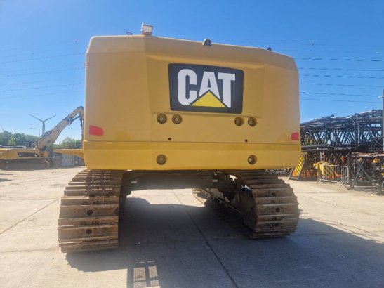 CAT 374FL 374FL 2019 2 Crawler Excavators image 3