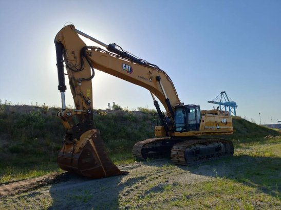 CAT 395 395 2024 2 Crawler Excavators image 3
