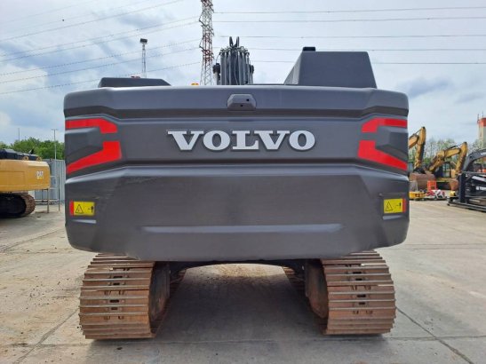 Volvo EC350EL EC350EL 2022 2 Crawler Excavators image 3