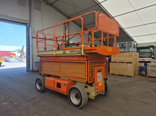 JLG 4096 LE (Multiple units available) 4096 LE (Multiple units available) 2017 2 Scissor Lifts image 4