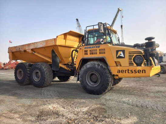 Komatsu HM400-3R (4 pcs available in Abu Dhabi) HM400-3R (4 pcs available in Abu Dhabi) 2017 2 Articulated Dump Trucks ima...