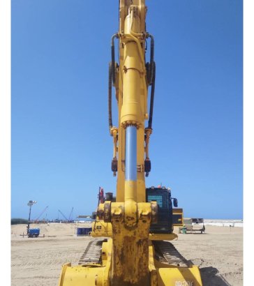 Komatsu PC500LC (multiple units available for sale in KSA) PC500LC (multiple units available for sale in KSA) 2022 2 Crawl...