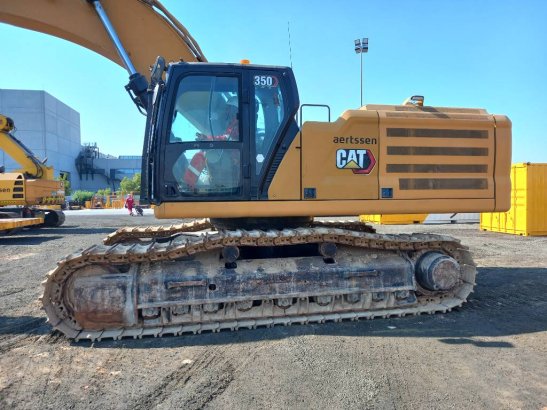 CAT 350 (Abu Dhabi) 1262 2022 2 Crawler Excavators image 19