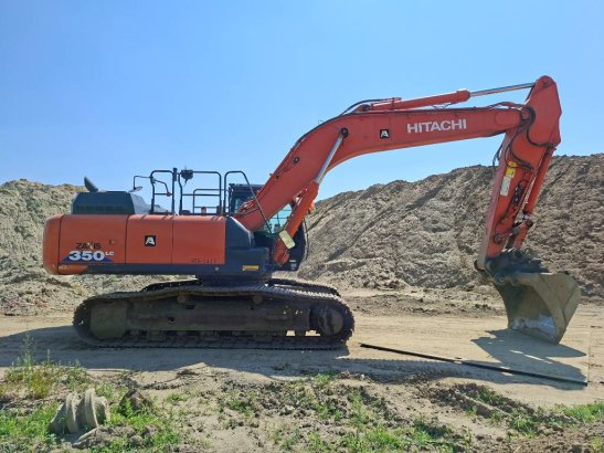 Hitachi ZX350LC-6+GPS (CW55s) ZX350LC-6+GPS (CW55s) 2017 2 Crawler Excavators image 5