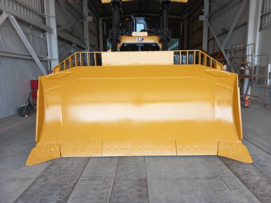 CAT D8T (Jebel Ali Free Zone) D8T (Jebel Ali Free Zone) 2022 2 Dozers image 5
