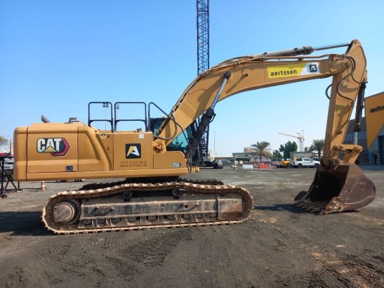 CAT 350 (Abu Dhabi) 1262 2022 2 Crawler Excavators image 5