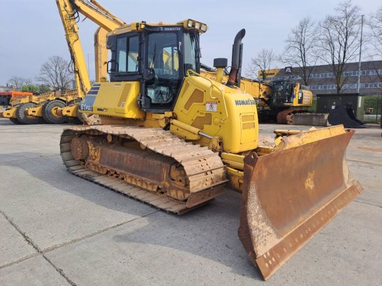 Komatsu D61PXi-24 D61PXi-24 2018 2 Dozers image 6