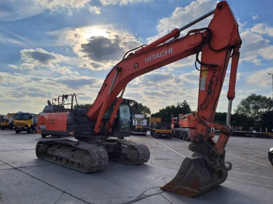 Hitachi ZX 350 LC-6 + GPS (CW55s) ZX 350 LC-6 + GPS (CW55s) 2017 2 Crawler Excavators image 6