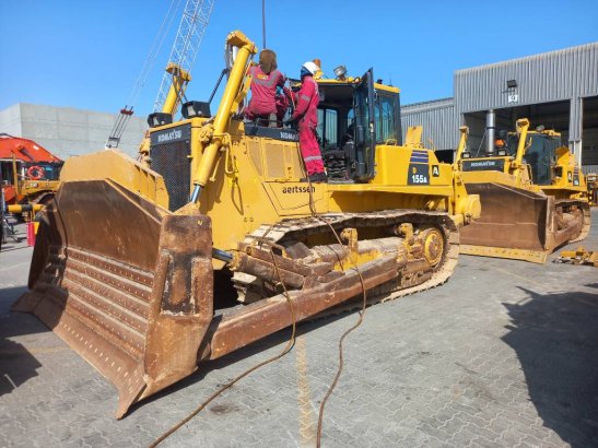Komatsu D155A-6R (4pcs available for sale in Abu Dhabi) 10194 2023 2 Dozers image 6