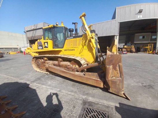Komatsu D155A-6R (4pcs available for sale in Abu Dhabi) 10194 2024 2 Dozers image 6