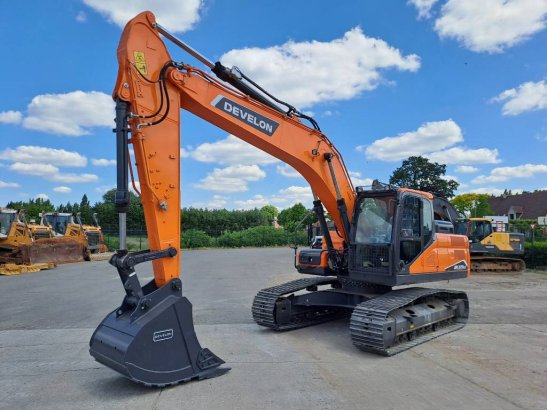 Develon DX 225 LC-7M (UNUSED, multiple units available) Develon DX 225 LC-7M (UNUSED, multiple units available) 2025 1 Cra...