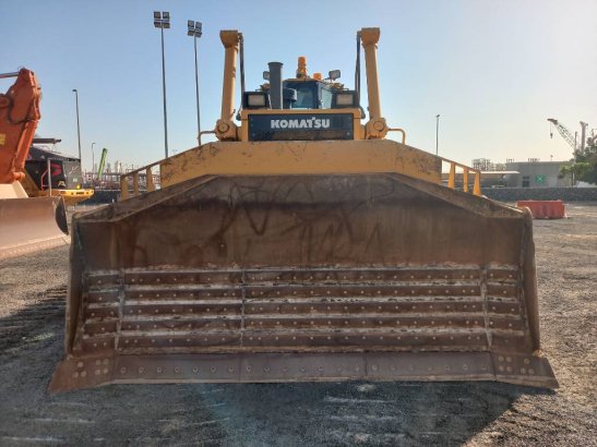 Komatsu D155A-6R (4pcs available for sale in Abu Dhabi) 10194 2023 2 Dozers image 21