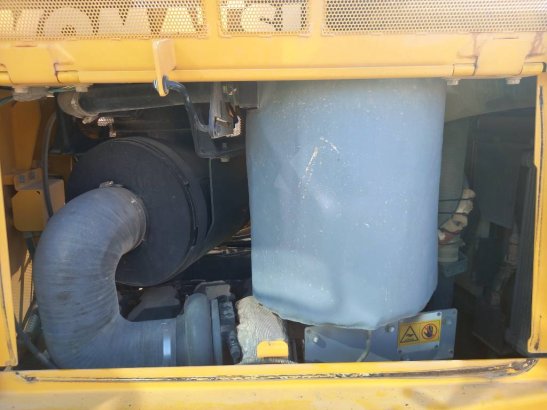 Komatsu D155A-6R (4 pcs available for sale in Abu Dhabi) 10194 2023 2 Dozers image 8