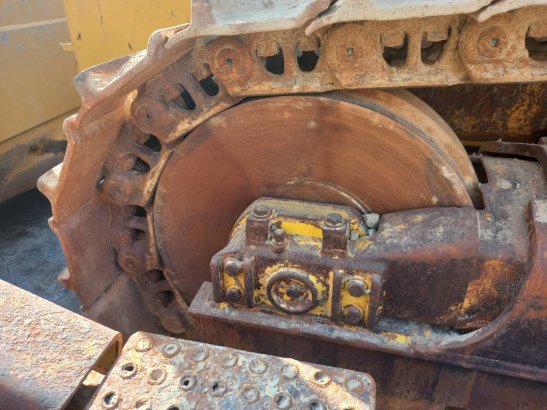 Komatsu D155A-6R (4 pcs available for sale in Abu Dhabi) 10194 2024 2 Dozers image 8