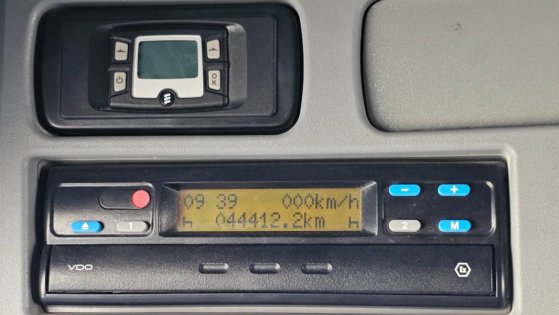 Grove GMK4100-1 (2pcs available in Qatar) GMK4100-1 (2pcs available in Qatar) 2017 2 Mobile Cranes image 7