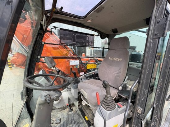 Hitachi ZX 140 W-6 (3 Pieces available) ZX 140 W-6 (3 Pieces available) 2018 2 Wheeled Excavators image 22