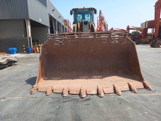 Volvo L350H (EXW - Abu Dhabi) L350H (EXW - Abu Dhabi) 2018 2 Wheel Loaders image 8