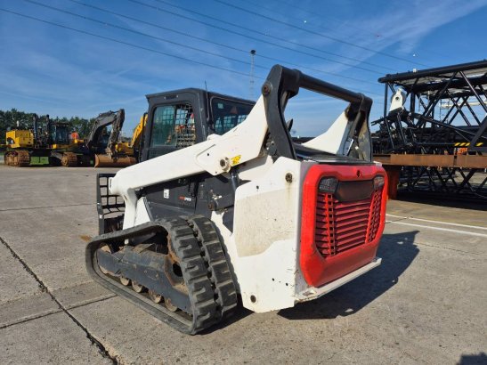 Bobcat T76 (Bucket + Forks) T76 (Bucket + Forks) 2022 2 image 8