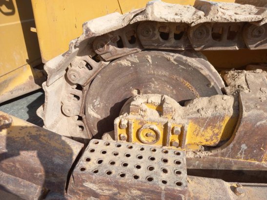 Komatsu D155A-6R (4 pcs available for sale in Abu Dhabi) 10194 2023 2 Dozers image 7