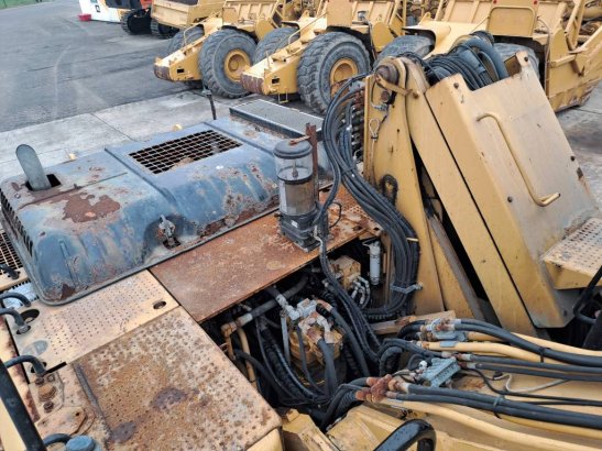 CAT M325D LMH M325D LMH 2009 2 Other cranes image 9