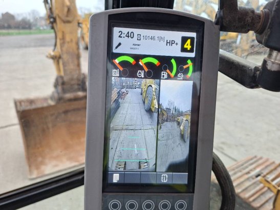 CAT 325 FLR (Full Trimble 3D GPS) 38 2016 2 Crawler Excavators image 9