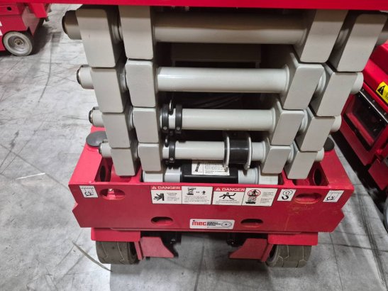 MEC Micro26-XD (2 Pieces available) MEC Micro26-XD (2 Pieces available) 2024 1 Scissor Lifts image 8