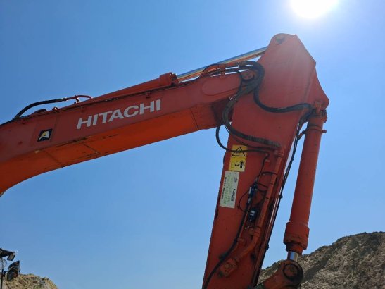 Hitachi ZX350LC-6+GPS (CW55s) ZX350LC-6+GPS (CW55s) 2017 2 Crawler Excavators image 9