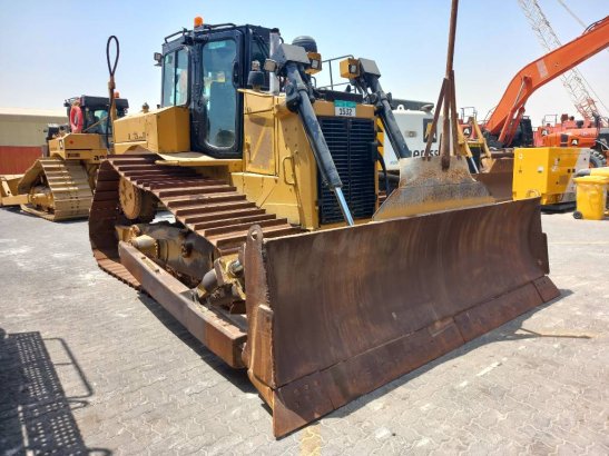 CAT D6R LGP (EXW - Abu Dhabi) D6R LGP (EXW - Abu Dhabi) 2017 2 Dozers image 9