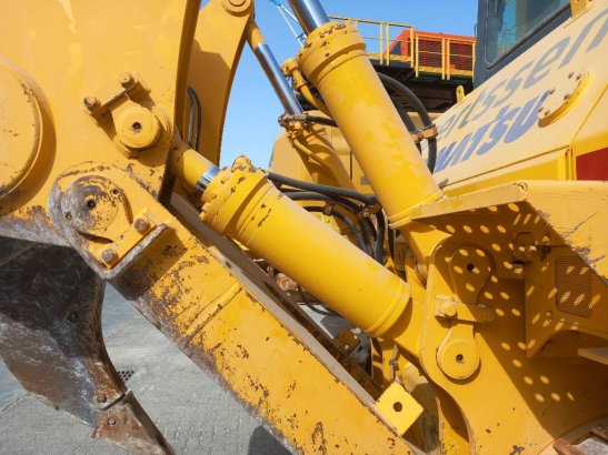 Komatsu D275A-5R (EXW - Abu Dhabi) D275A-5R (EXW - Abu Dhabi) 2023 2 Dozers image 14