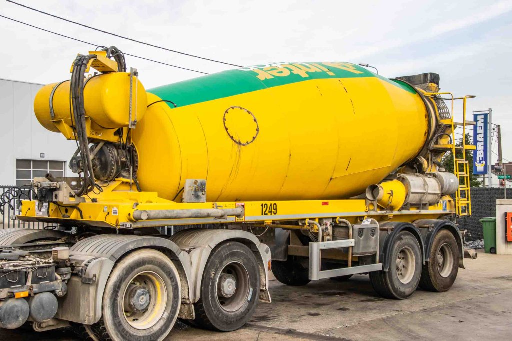 DE BUF BETON MIXER/MALAXEUR/MISCHER12M3 image