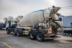 LIEBHERR LIEBHERR BETON MIXER/MALAXEUR/MISCHER 12M3