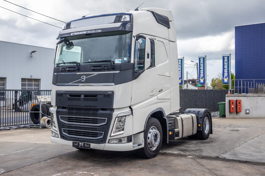VOLVO FH 420 image