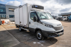 IVECO DAILY 35C180 HI MATIC+CARRIER XERIOS 5+ DHOLLANDIA