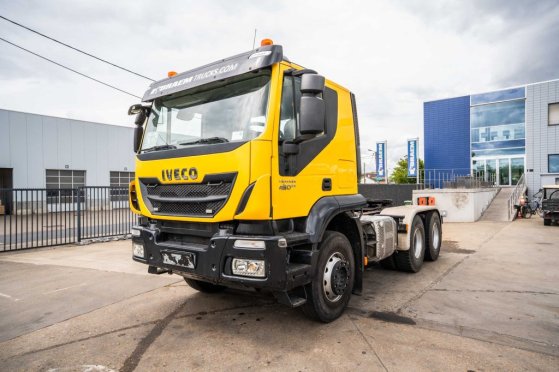 IVECO TRAKKER 450-6X4-BIG AXLES TRAKKER 450-6X4-BIG AXLES 2017 2 Tractor Units