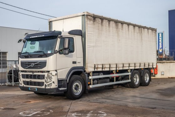 VOLVO FM330-6x2-10 pneus/tires-intarder FM330-6x2-10 pneus/tires-intarder 2011 2 image 16