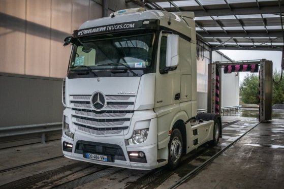 MERCEDES ACTROS 1845LS+E6+VOITH Mercedes-Benz ACTROS 1845LS+E6+VOITH 2014 2 Tractor Units image 15