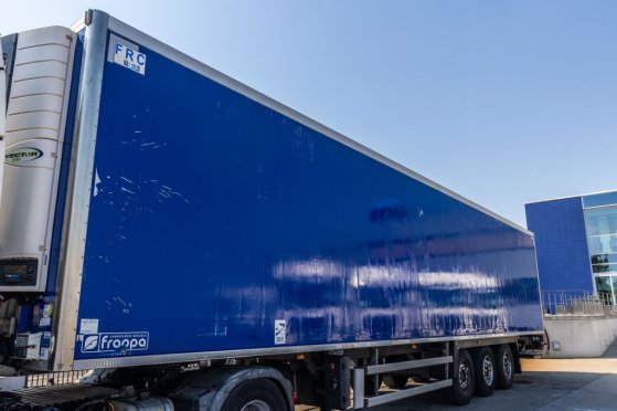 LECITRAILER CARRIER 1950 MT+DHOLLANDIA 3 T. Lecitrailer CARRIER 1950 MT+DHOLLANDIA 3 T. 2016 2 Refrigerated semi trailers