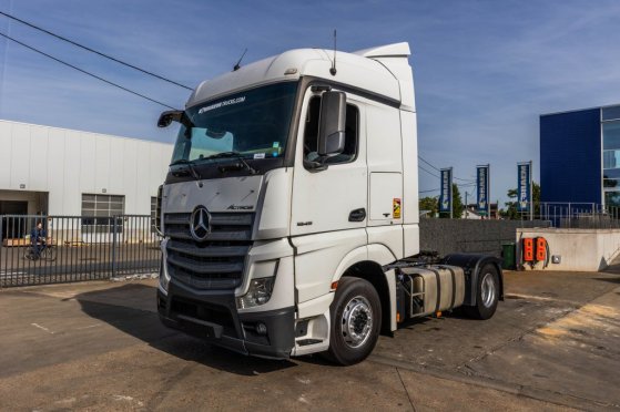 MERCEDES ACTROS 1845 LS Mercedes-Benz ACTROS 1845 LS 2015 2 Tractor Units image 6