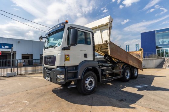 MAN TGS 33.400 BB+BIBENNE+INTARDER TGS 33.400 BB+BIBENNE+INTARDER 2009 2 Tipper trucks image 27