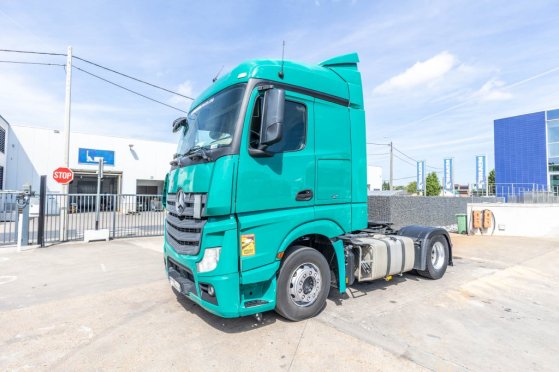 MERCEDES ACTROS 1845 LS Mercedes-Benz ACTROS 1845 LS 2015 2 Tractor Units image 15