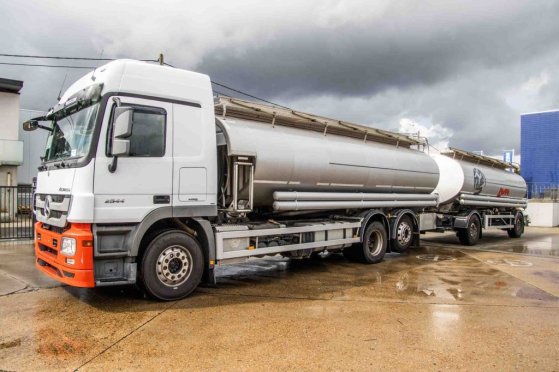 MERCEDES ACTROS 2544-MP3+MAGYAR INOX18.200L+17.700L/2X6COMP Mercedes-Benz ACTROS 2544-MP3+MAGYAR INOX18.200L+17.700L/2X6CO...