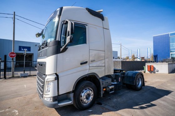 VOLVO FH 4 460 590 2014 2 Tractor Units image 31
