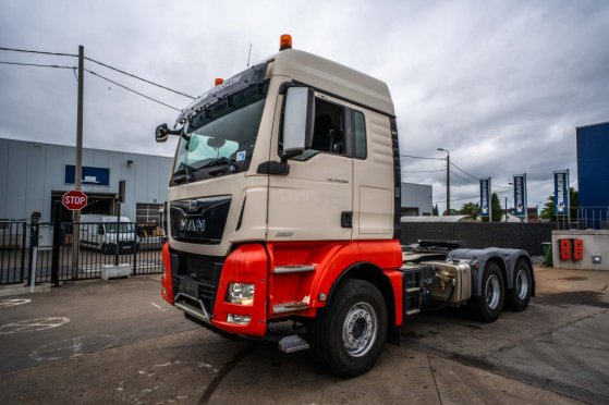 MAN TGX 33.560 XLX BLS+BIG AXLES+INTARDER TGX 33.560 XLX BLS+BIG AXLES+INTARDER 2015 2 Tractor Units image 16