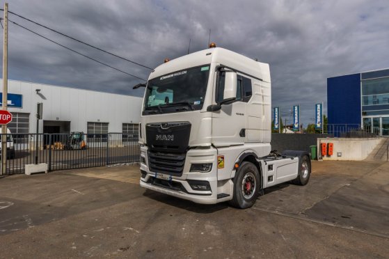MAN TGX 18.510 LLS+INTARDER+HYDR TGX 18.510 LLS+INTARDER+HYDR 2022 2 Tractor Units image 16