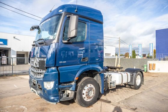 MERCEDES AROCS 1843 LS ( NO ACTROS) +HYDRAULIQUE Mercedes-Benz AROCS 1843 LS ( NO ACTROS) +HYDRAULIQUE 2015 2 Tractor Units