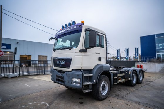 MAN TGS 33.440 BLS - MANUAL - BIG AXLES TGS 33.440 BLS - MANUAL - BIG AXLES 2008 2 Tractor Units