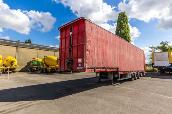 LECITRAILER CUELLO CISNE 3E-RD+DOUBLE ETAGE+DHOLLANDIA 2TON Lecitrailer CUELLO CISNE 3E-RD+DOUBLE ETAGE+DHOLLANDIA 2TON 20...