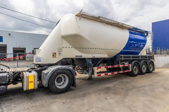 FELDBINDER EUT 40.3- 40.000 L CEMENT/CIMENT/ZEMENT Feldbinder EUT 40.3- 40.000 L CEMENT/CIMENT/ZEMENT 2011 2 Tanker semi t...